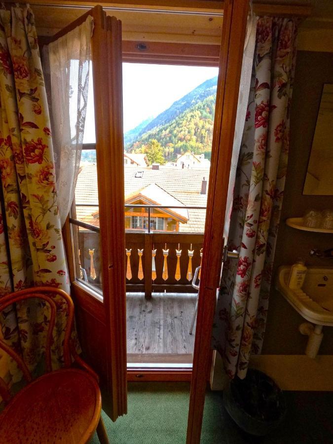 Edelweiss Lodge Wilderswil Bagian luar foto